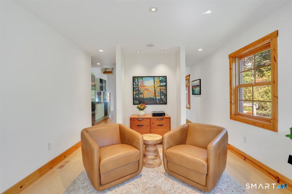 84 Hollister Drive Avon CT 06001