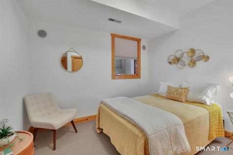 84 Hollister Drive Avon CT 06001