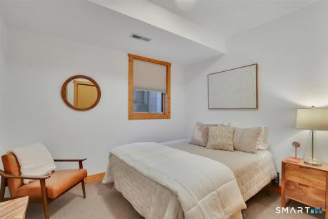 84 Hollister Drive Avon CT 06001