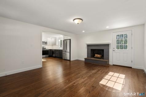 180 South Stone Street Suffield CT 06093