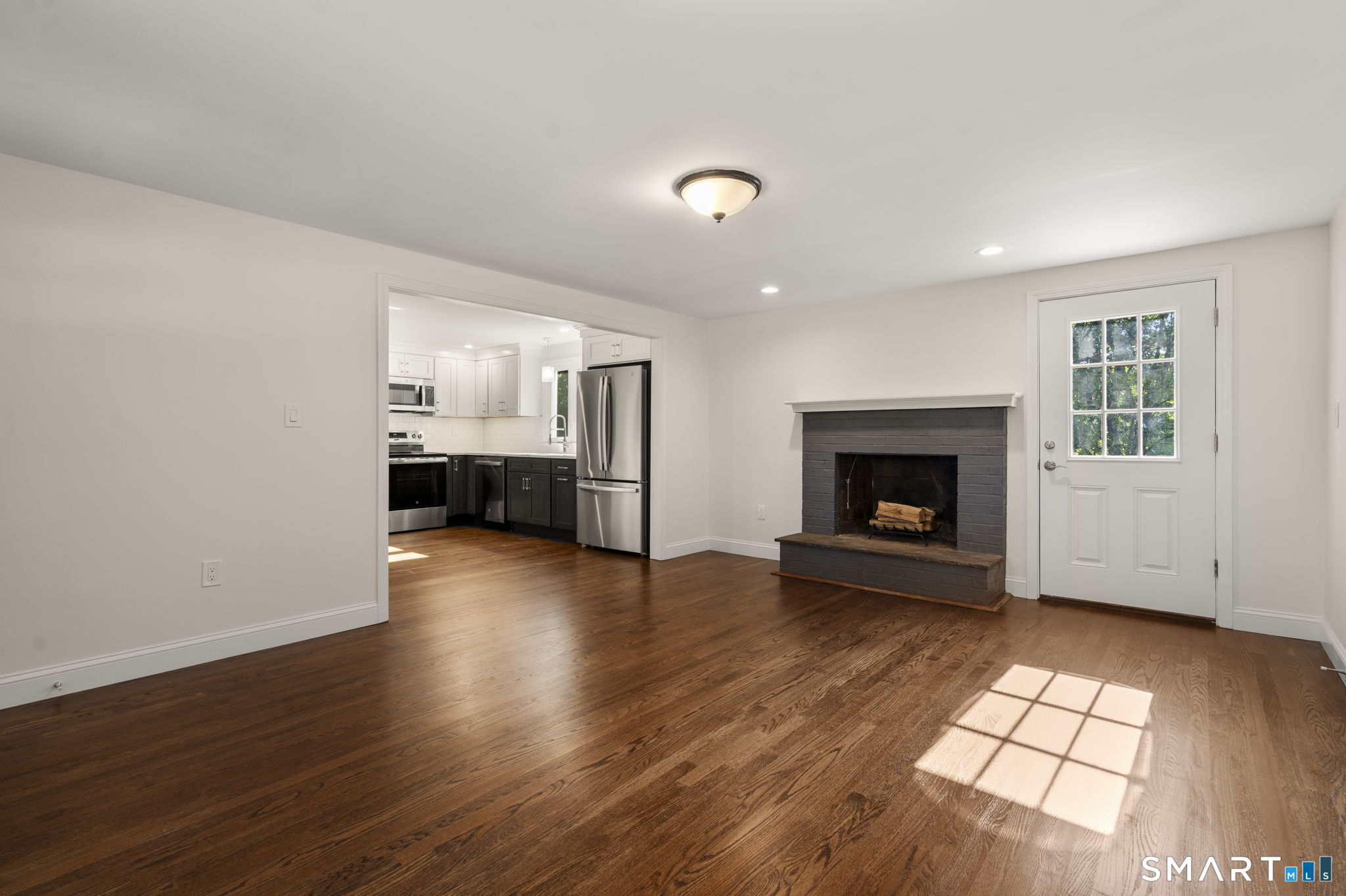 180 South Stone Street Suffield CT 06093