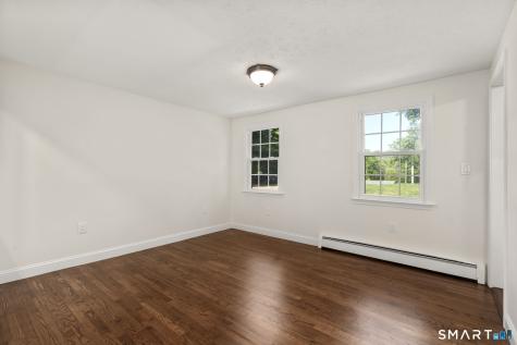180 South Stone Street Suffield CT 06093