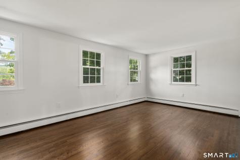 180 South Stone Street Suffield CT 06093