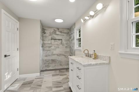 180 South Stone Street Suffield CT 06093