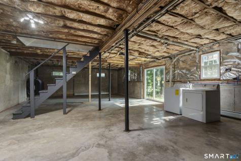 180 South Stone Street Suffield CT 06093