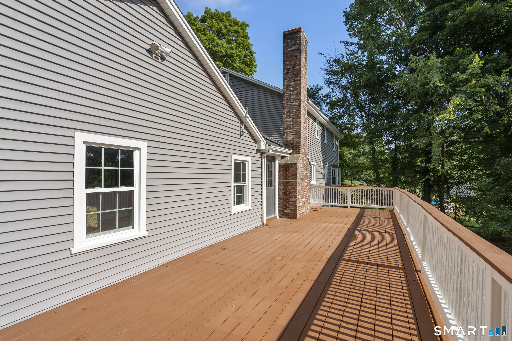 180 South Stone Street Suffield CT 06093