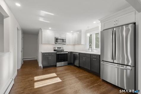 180 South Stone Street Suffield CT 06093