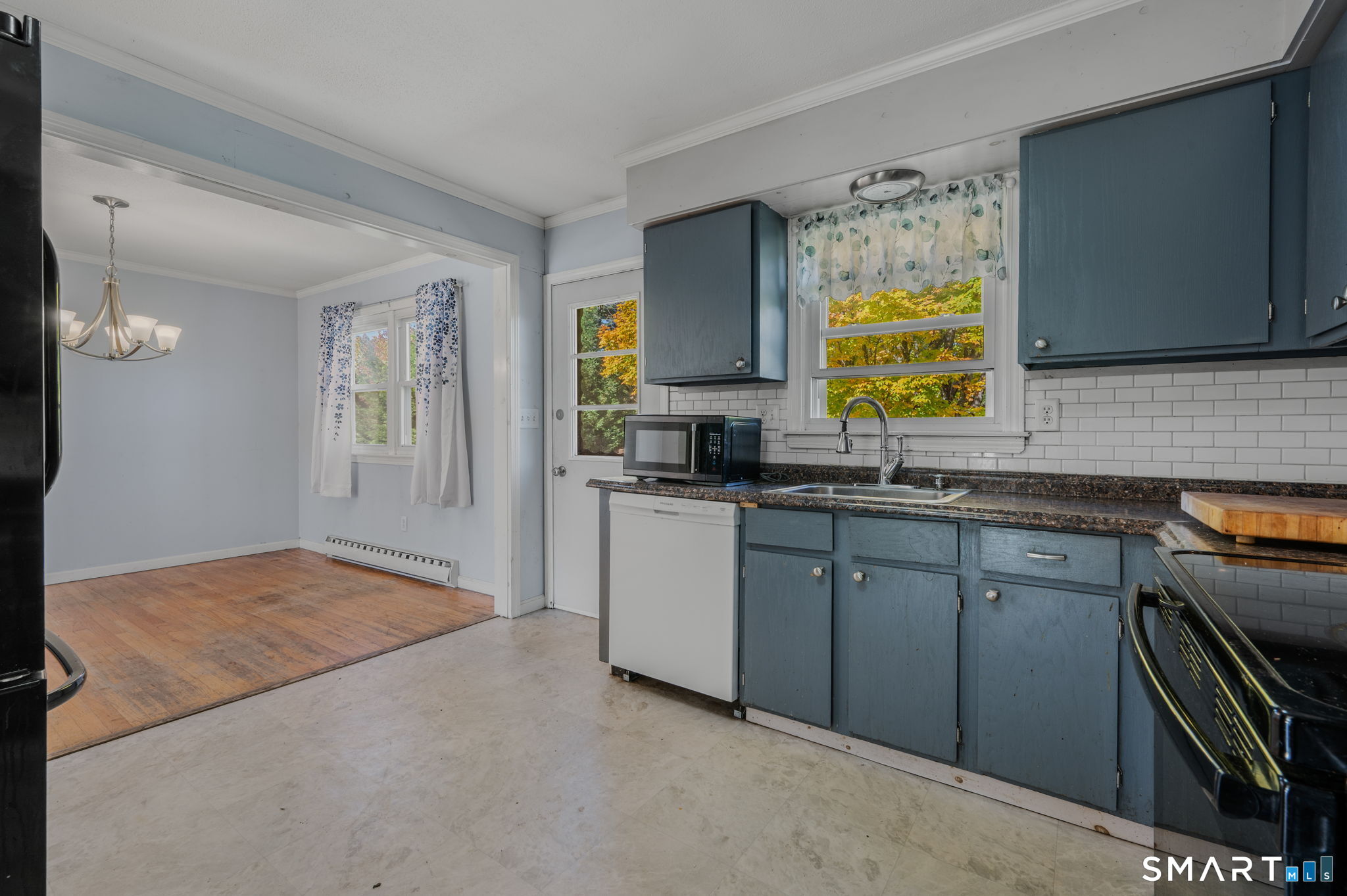 2 Wallace Street Waterford CT 06385