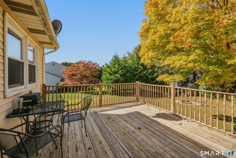 2 Wallace Street Waterford CT 06385