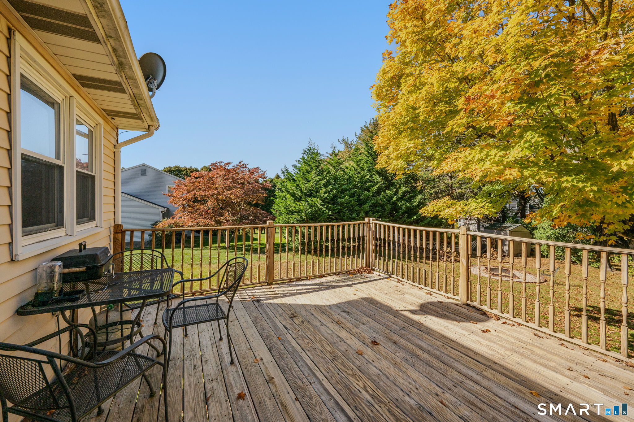 2 Wallace Street Waterford CT 06385