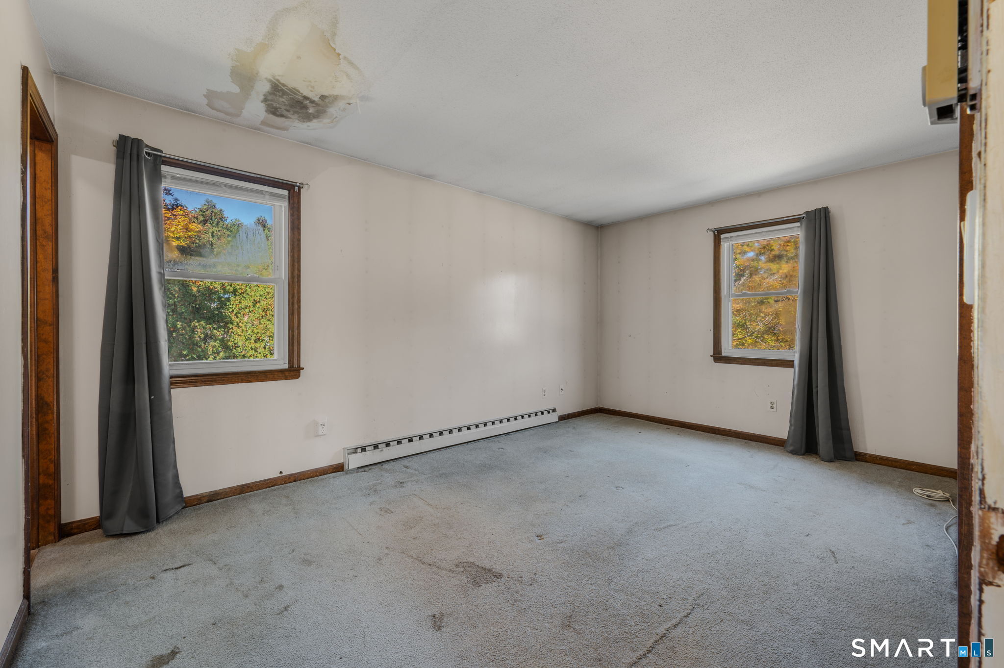 2 Wallace Street Waterford CT 06385