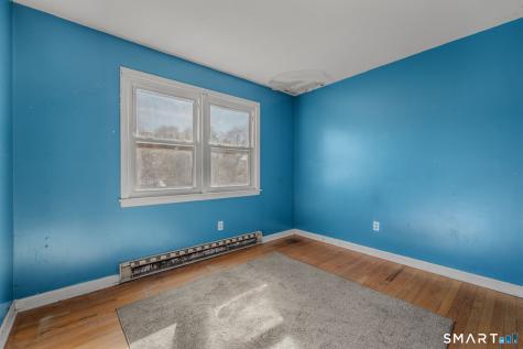 2 Wallace Street Waterford CT 06385