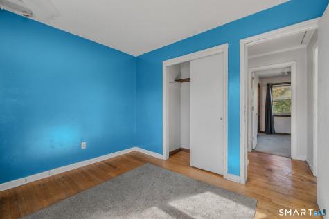 2 Wallace Street Waterford CT 06385