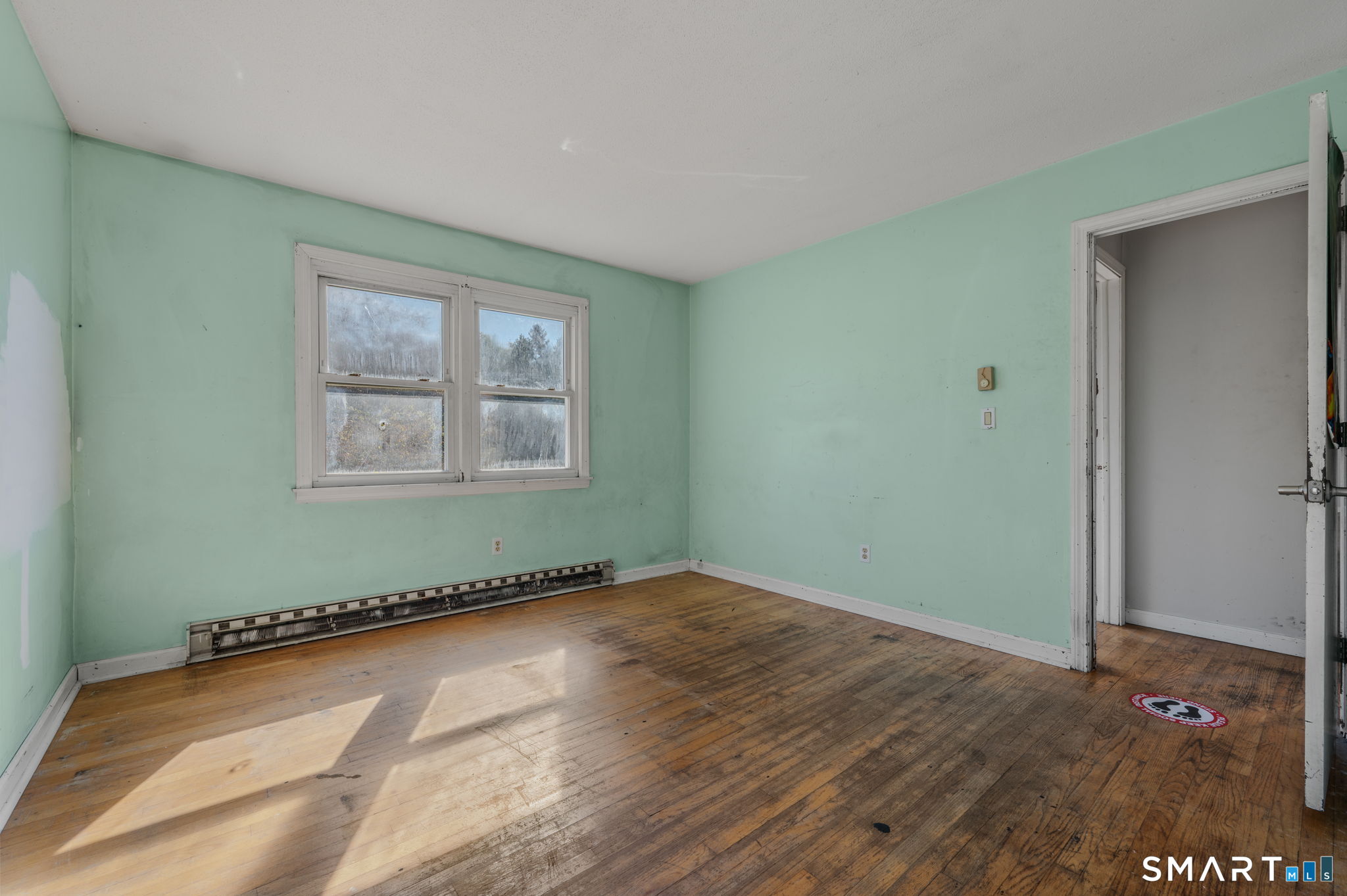 2 Wallace Street Waterford CT 06385