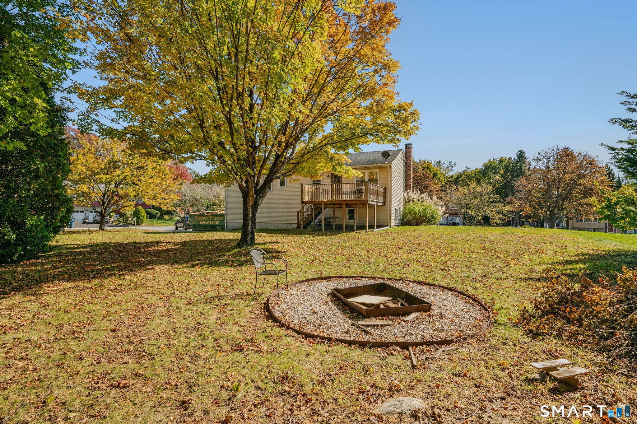 2 Wallace Street Waterford CT 06385