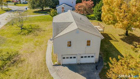 2 Wallace Street Waterford CT 06385