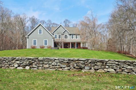 15 Mains Way Preston CT 06365