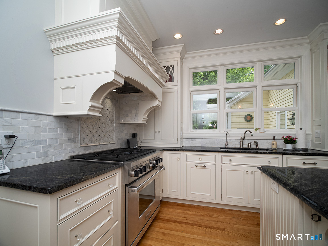 701 Andrea Court Cheshire CT 06410