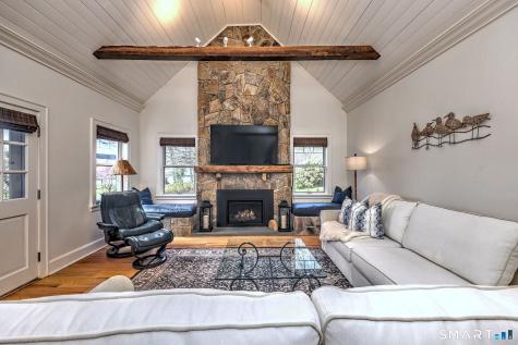 77 Carrington Avenue Milford CT 06460