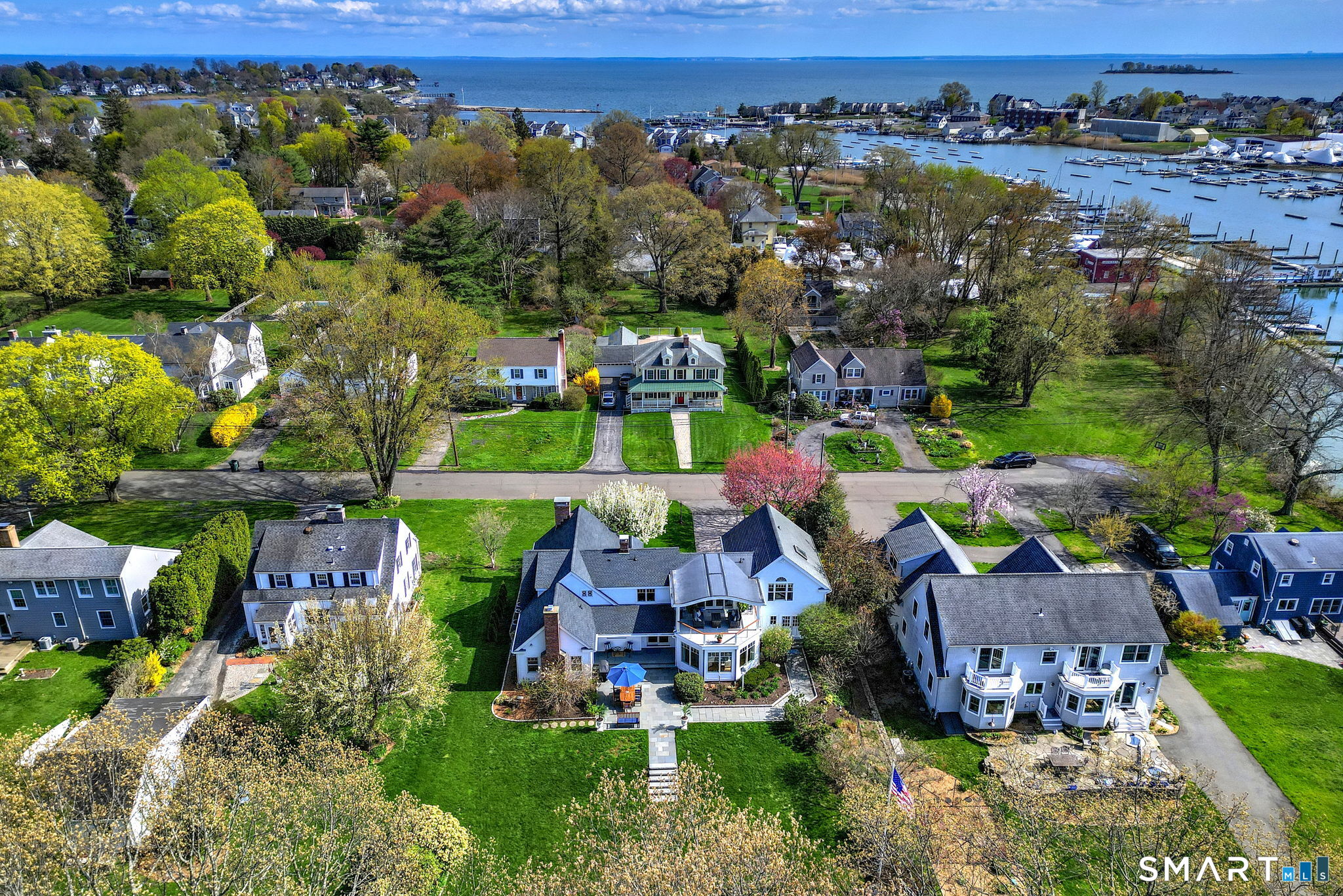 77 Carrington Avenue Milford CT 06460