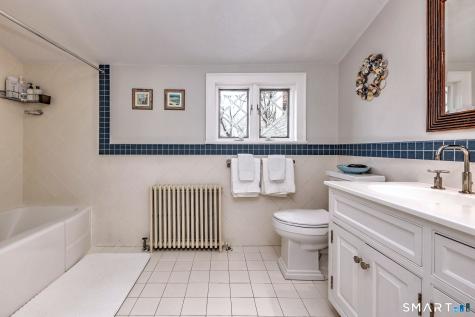 77 Carrington Avenue Milford CT 06460