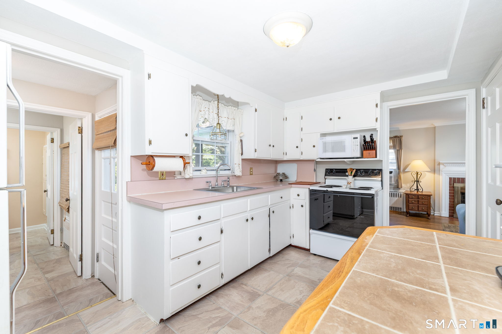48 Ellsworth Street Newington CT 06111