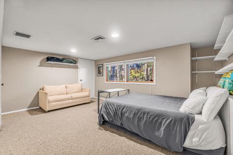 4 Old Gate Lane Newtown CT 06470