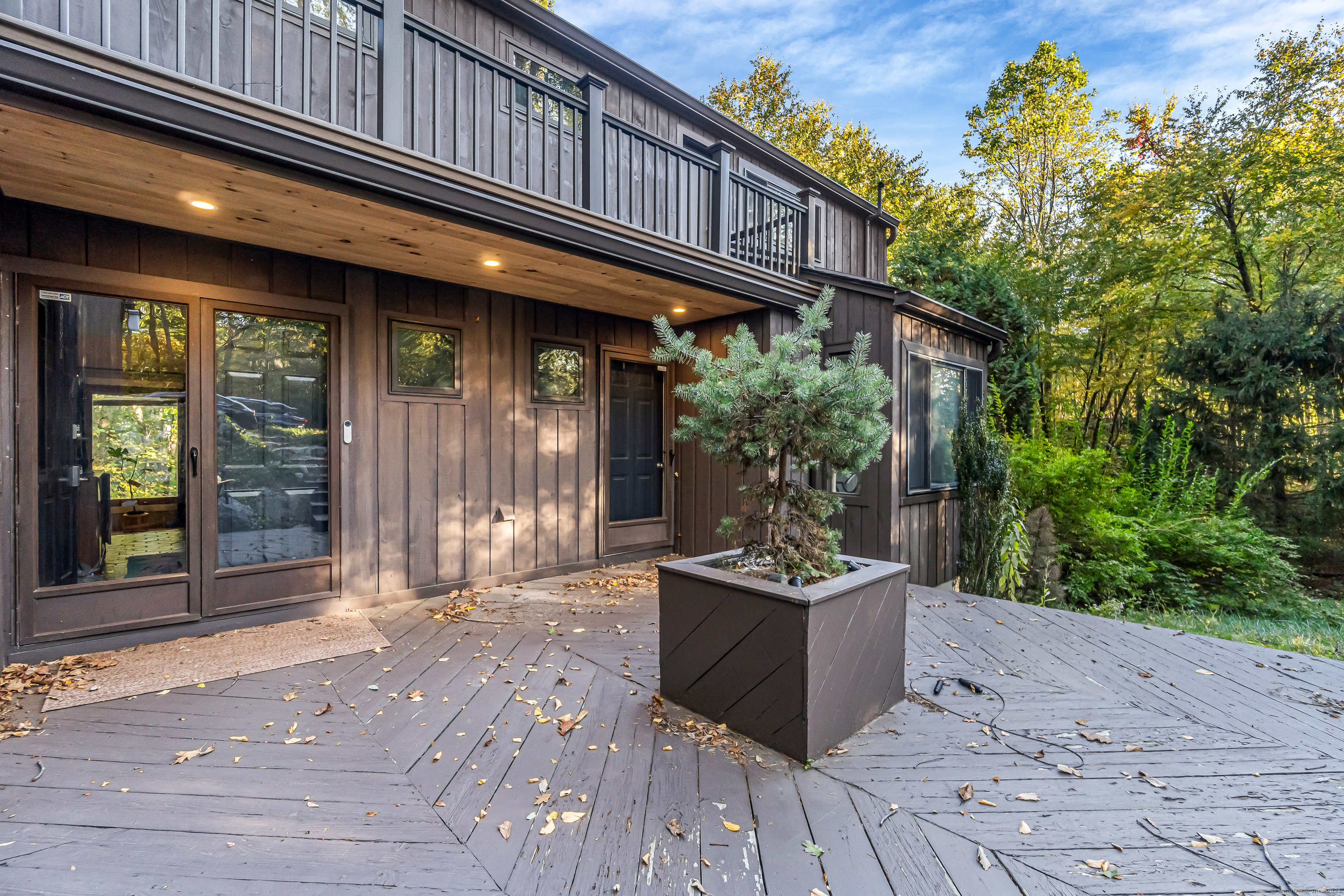 4 Old Gate Lane Newtown CT 06470