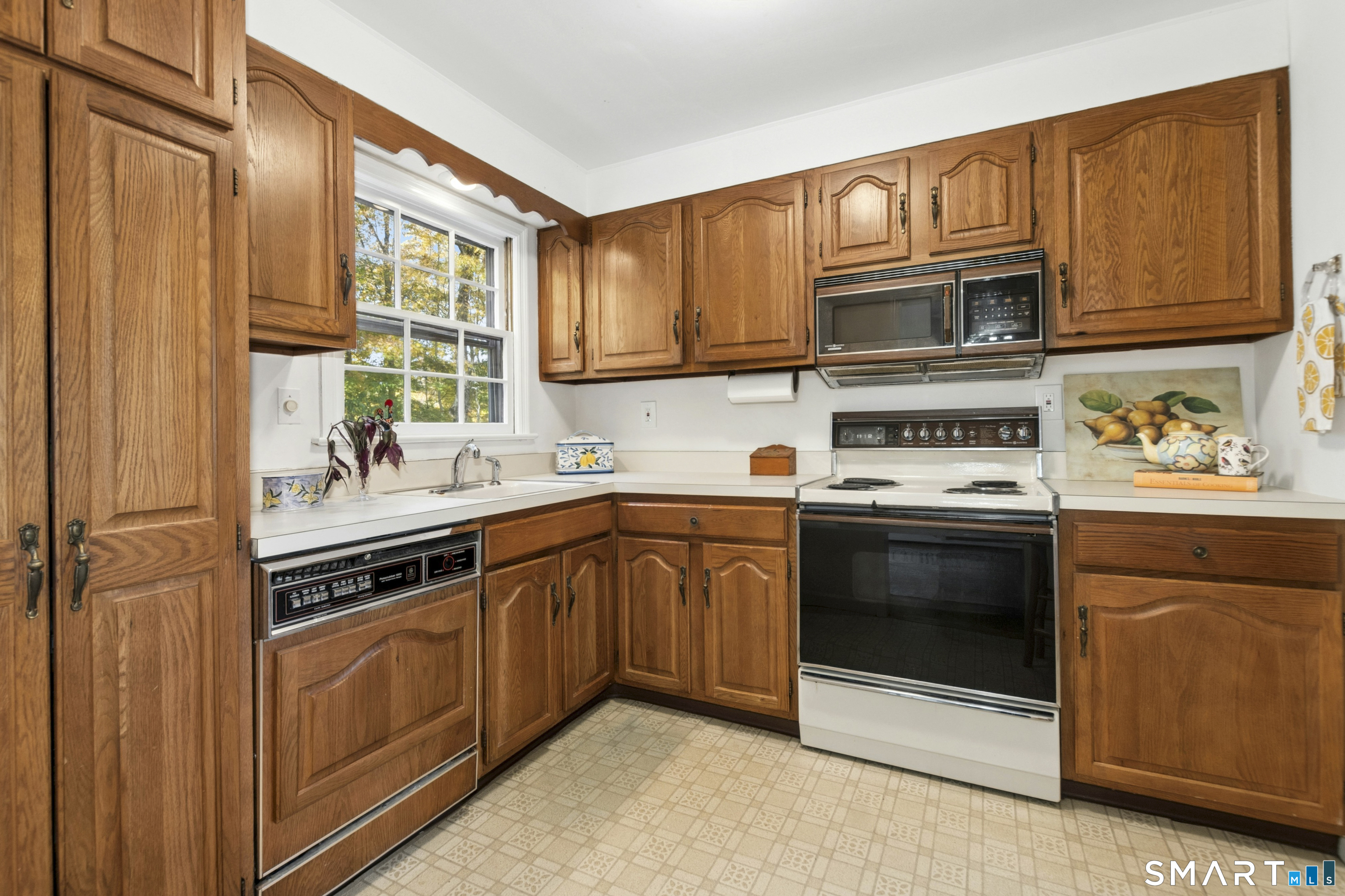 22 Ramapoo Hill Road Ridgefield CT 06877