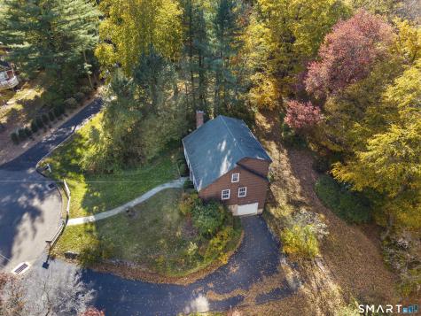 22 Ramapoo Hill Road Ridgefield CT 06877
