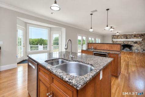 109 Long Meadow Hill Road Brookfield CT 06804