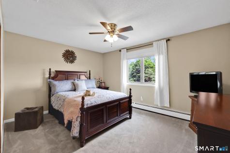 18 Harnish Lane Wallingford CT 06492