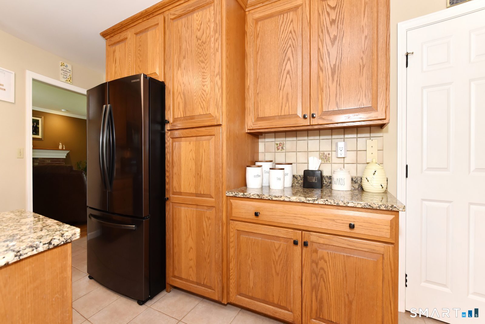 31 North Maple Street East Hampton CT 06424