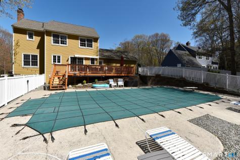 31 North Maple Street East Hampton CT 06424