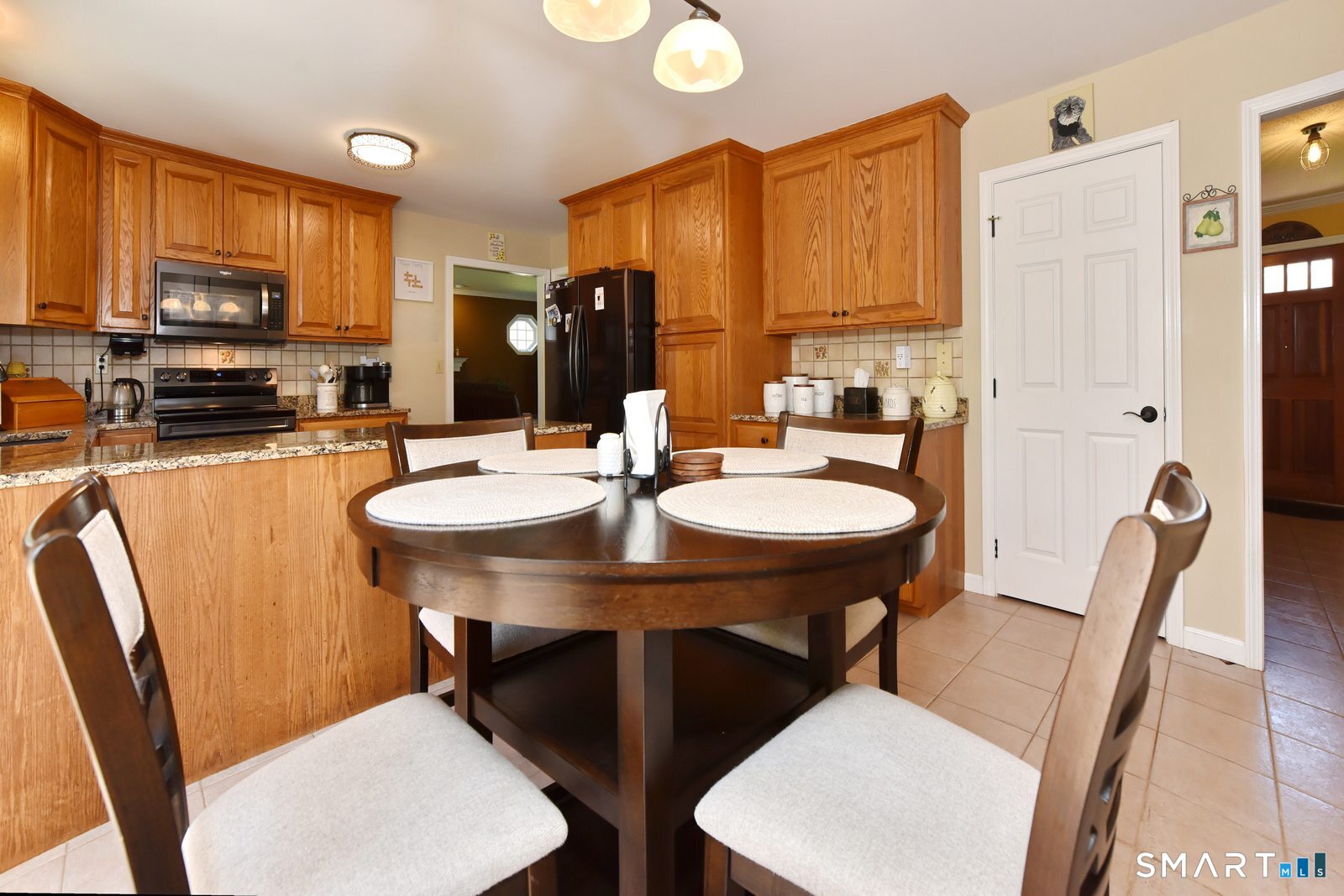 31 North Maple Street East Hampton CT 06424