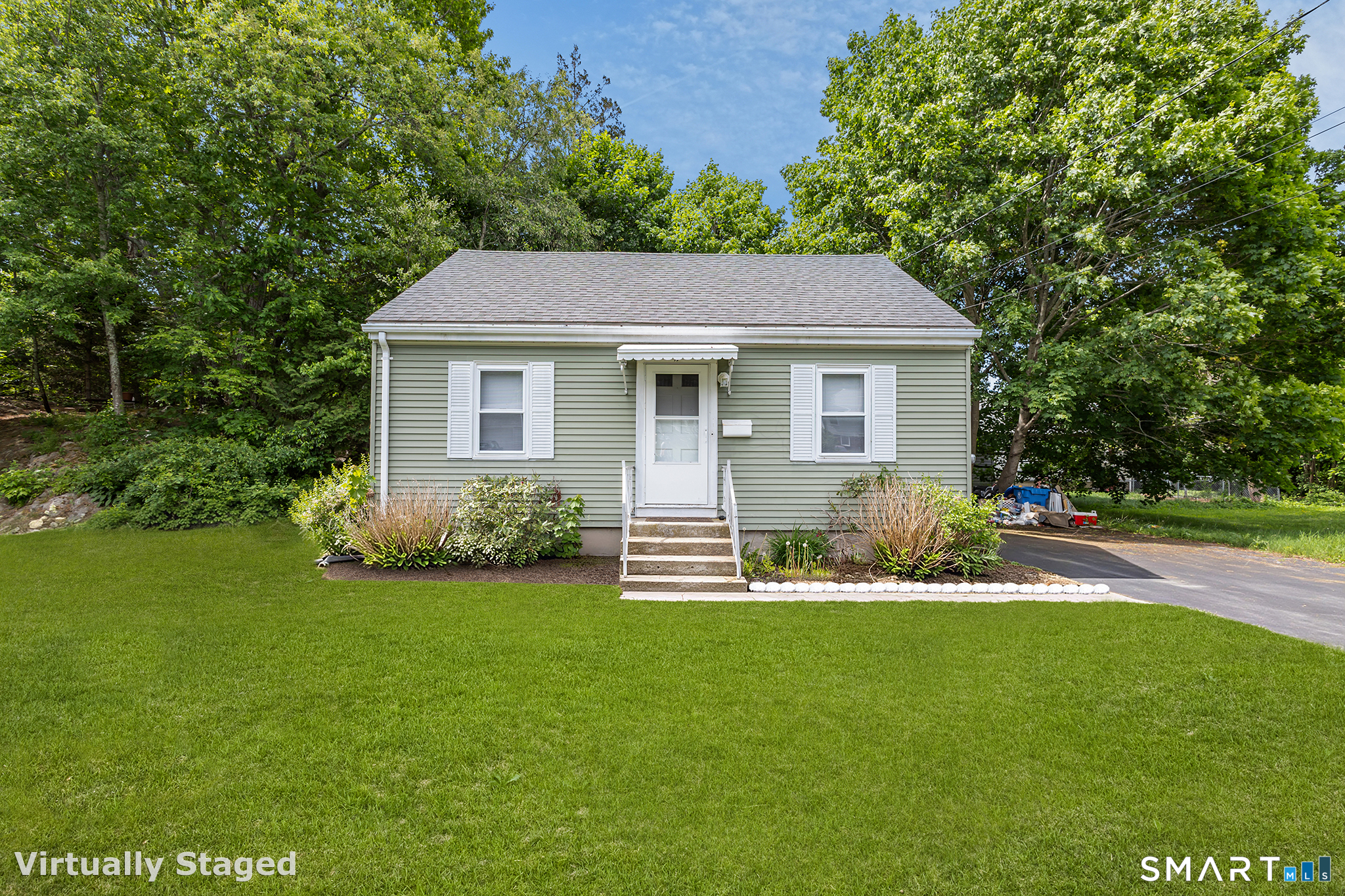 17 Elijah Street Norwich CT 06360