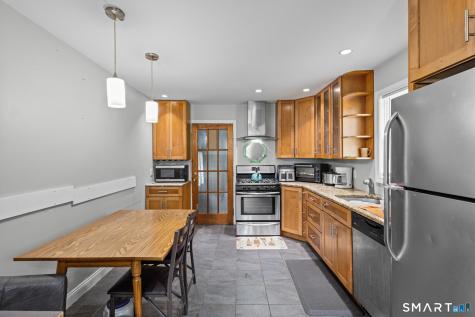 17 Elijah Street Norwich CT 06360