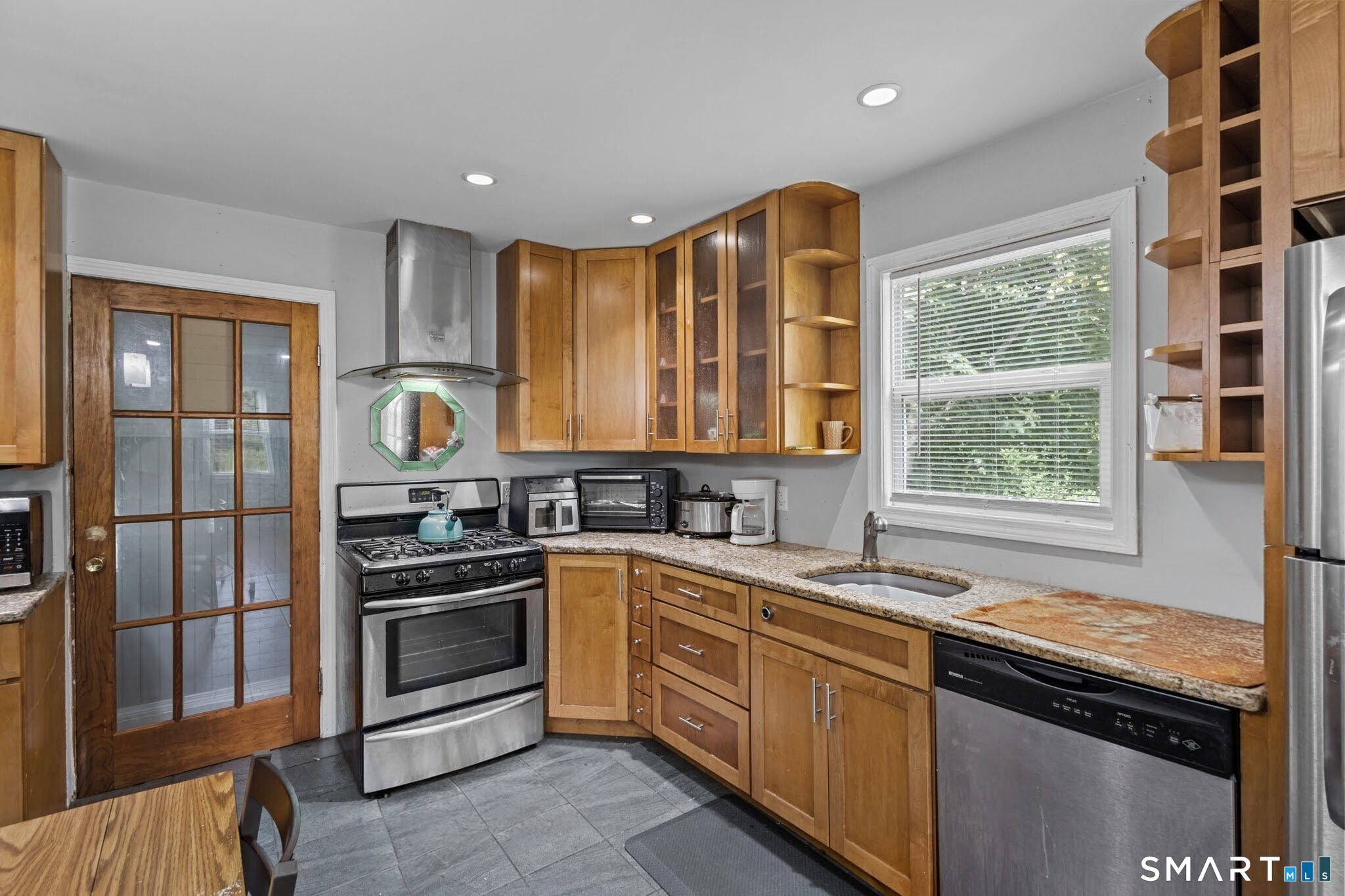 17 Elijah Street Norwich CT 06360