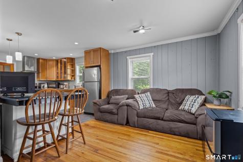 17 Elijah Street Norwich CT 06360