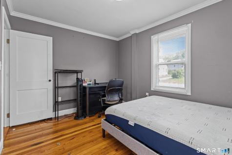17 Elijah Street Norwich CT 06360