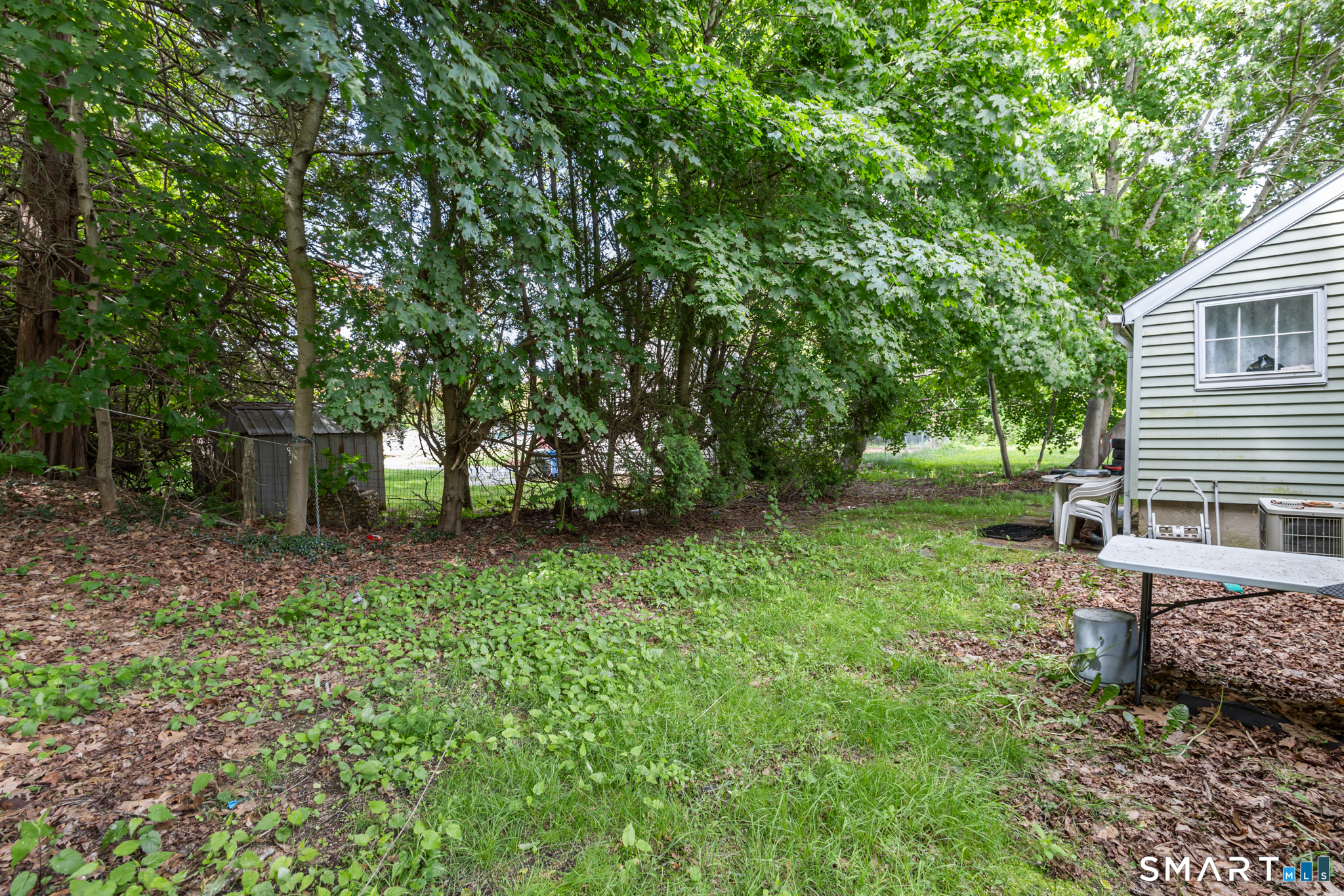 17 Elijah Street Norwich CT 06360