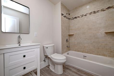 17 Chetwood Street Milford CT 06460