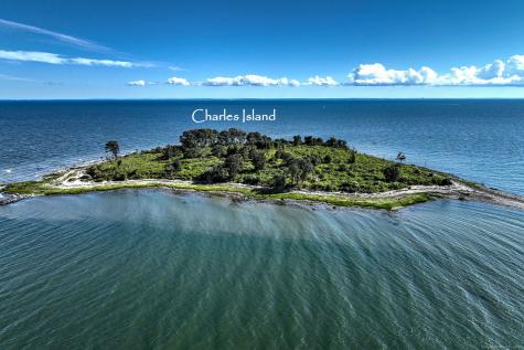 17 Chetwood Street Milford CT 06460