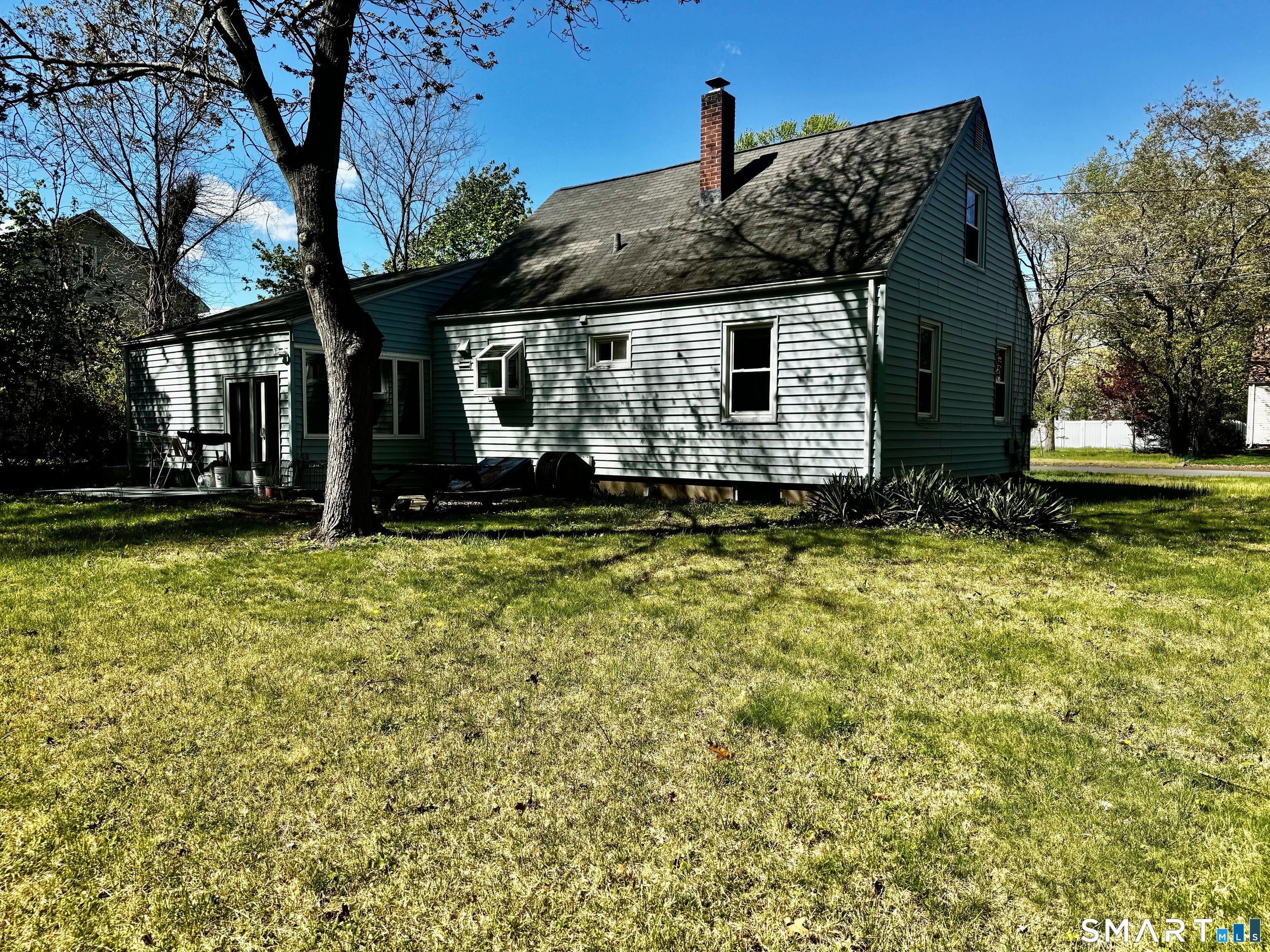 10 Monroe Street North Haven CT 06473