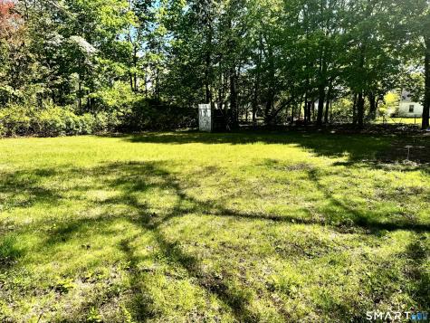 10 Monroe Street North Haven CT 06473