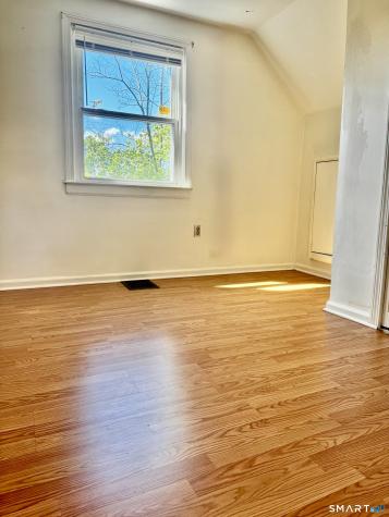 10 Monroe Street North Haven CT 06473