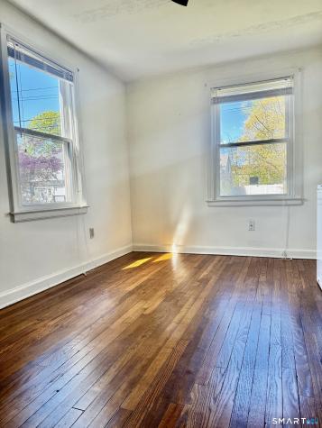 10 Monroe Street North Haven CT 06473