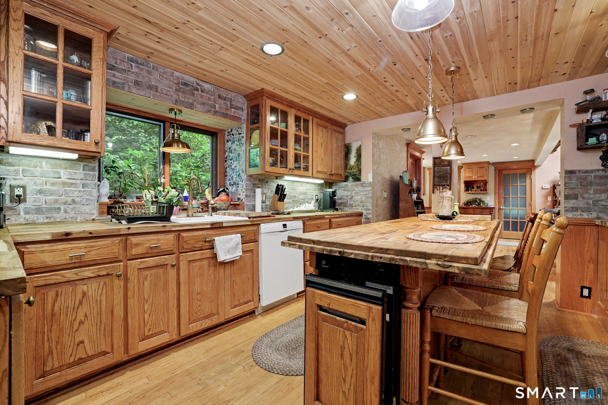 50 Dry Bridge Road Canton CT 06019