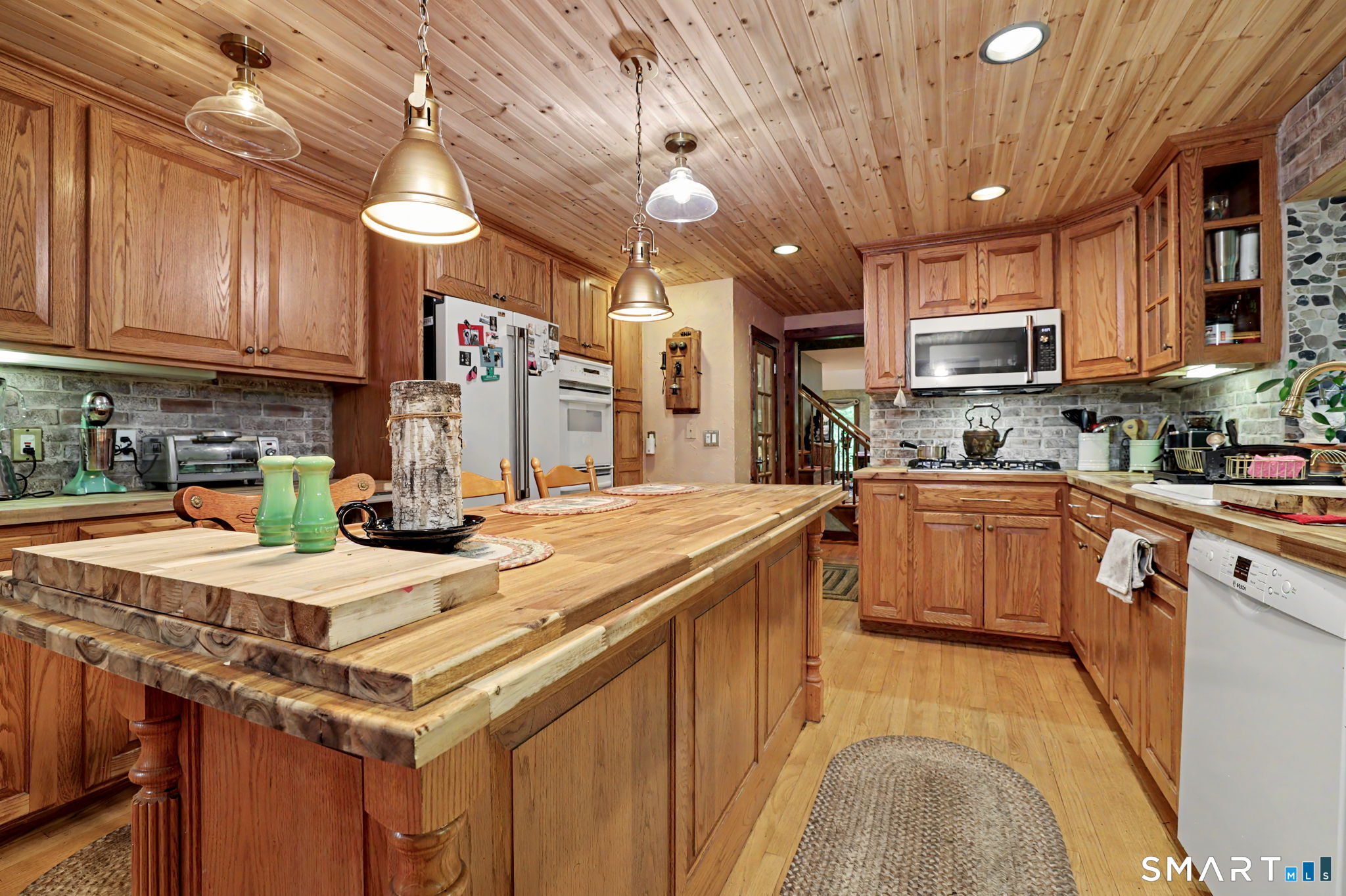 50 Dry Bridge Road Canton CT 06019