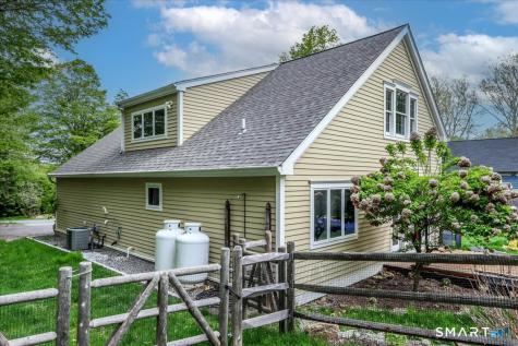 153 Boggs Hill Road Newtown CT 06470